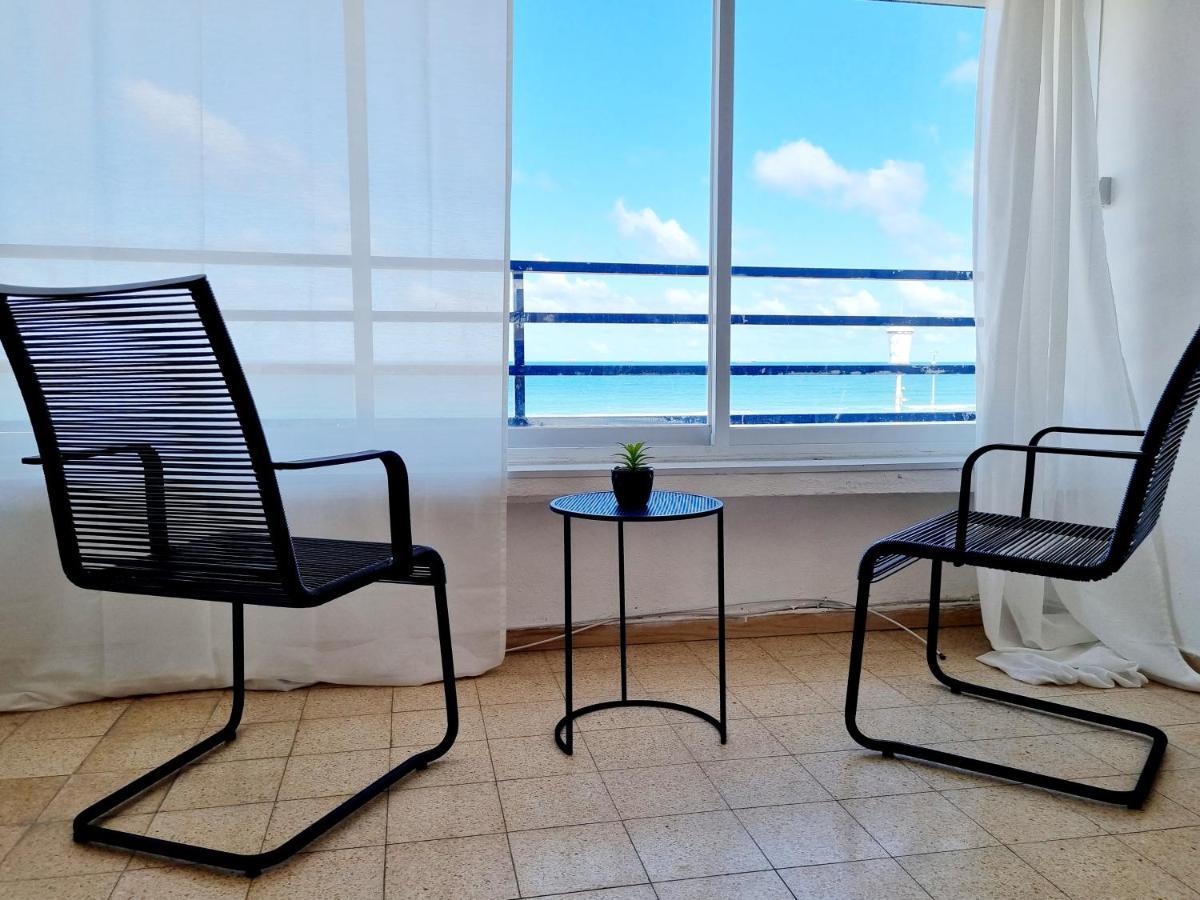 Shneider Apartments Sea ​​In The Window Haifa Bagian luar foto